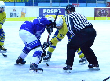 Dorostenci o víkendu stoprocentní! Juniorka narazila v Přerově.